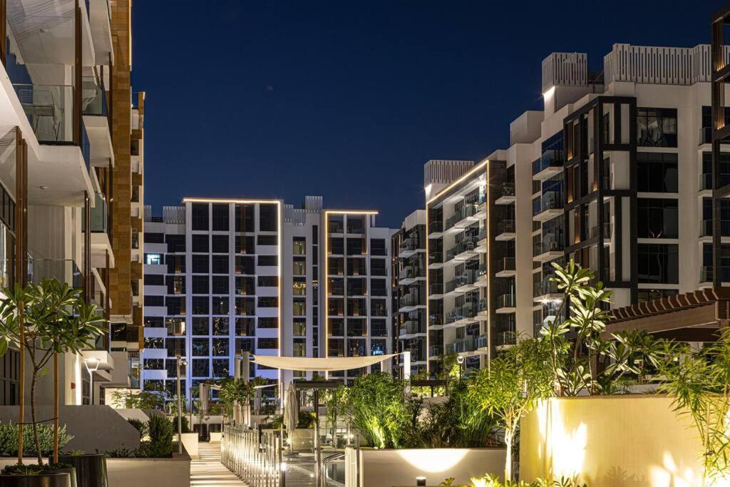 Apartment Azizi 26 Dubai