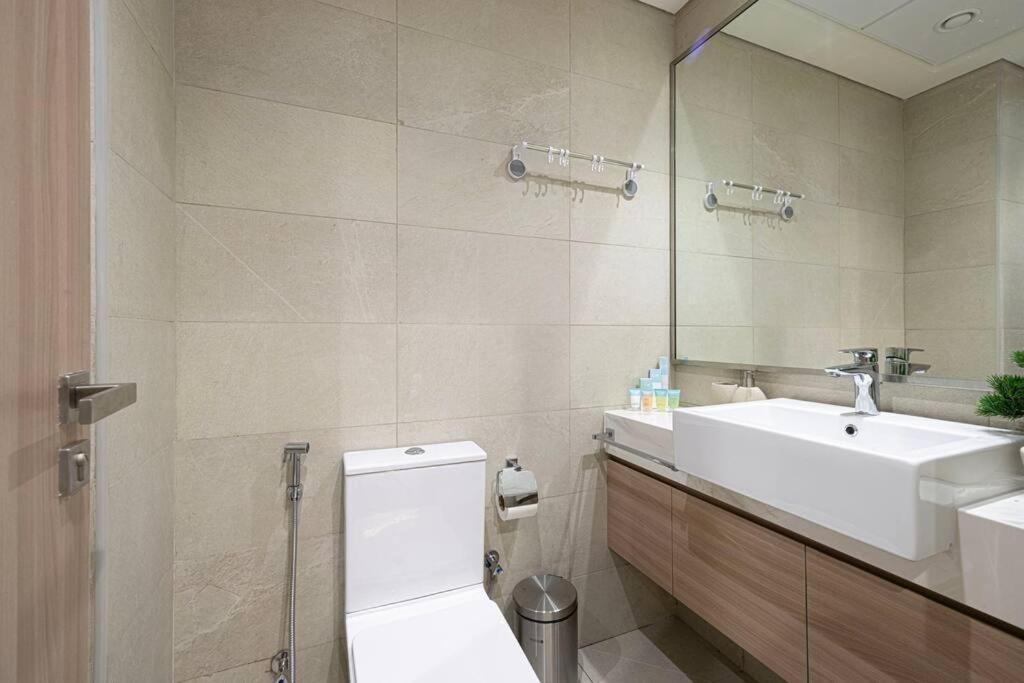 Azizi 26 Apartment Dubai